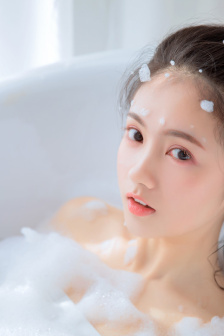 免费播放欧美感人片